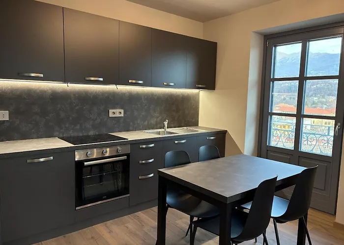 Lanzo Belvedere - Urban Apartment